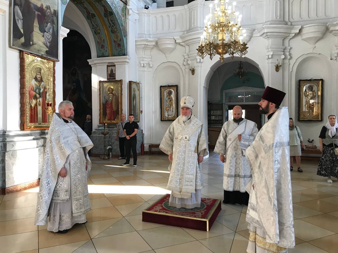 Архиерейское богослужение в субботу 12-й седмицы по Пятидесятнице