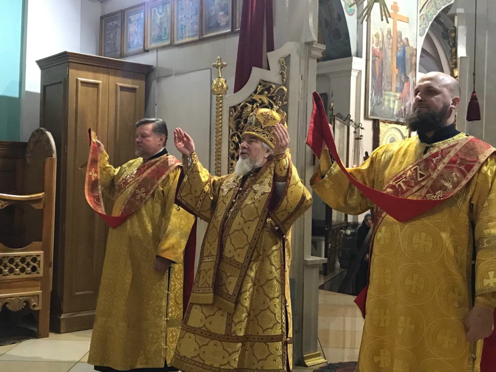 В Прощёное воскресенье епископ Леонид совершил Божественную литургию в кафедральном соборе святого Архангела Михаила в городе Мозыре 