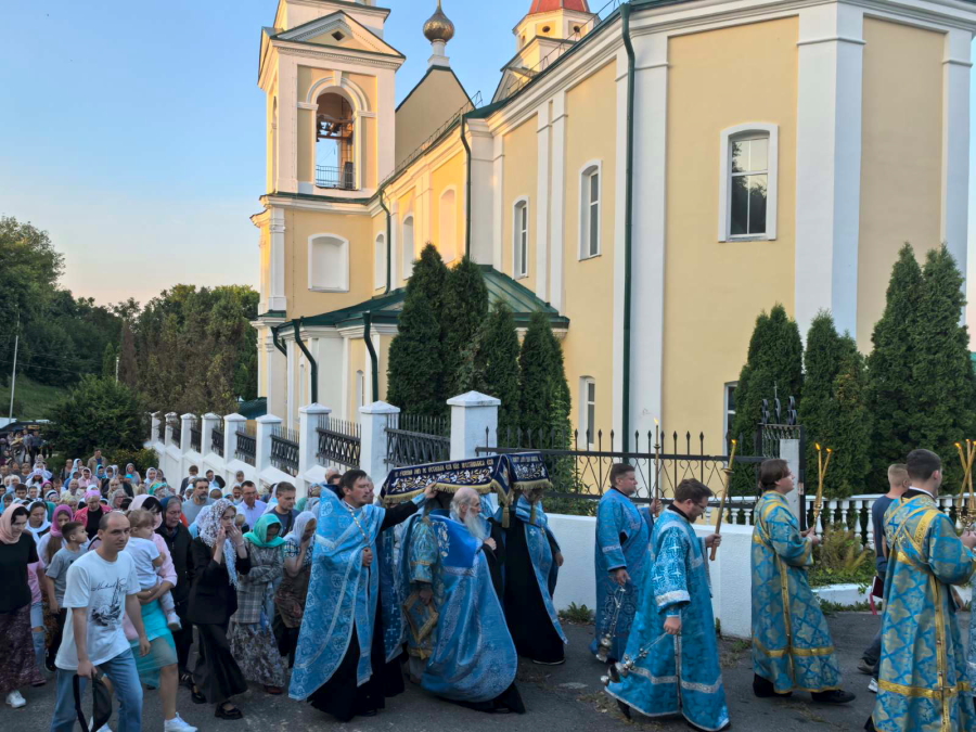Всенощное бдение с чином Погребения Пресвятой Богородицы