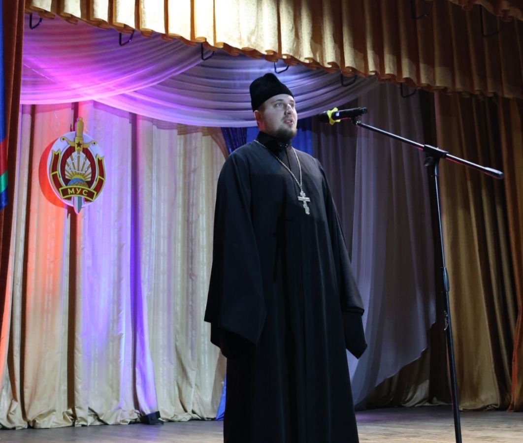 В Хойниках в преддверии профессионального праздника чествовали сотрудников милиции