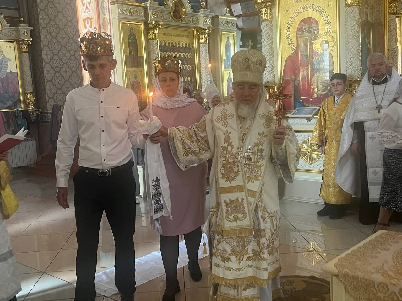 В древнем городе Турове торжественно отметили День Венчания на Святой Туровской земле
