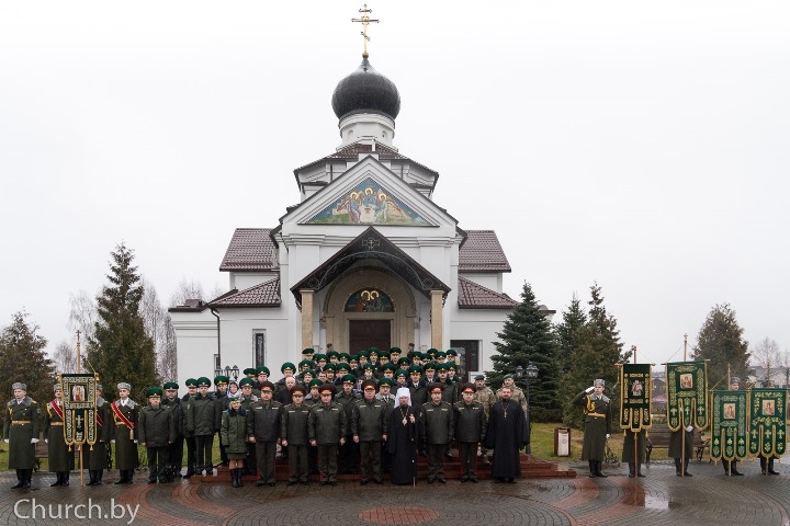 Клирик Туровской епархии принял участие в торжествах, посвященных небесному покровителю пограничных войск Архистратигу Божию Михаилу