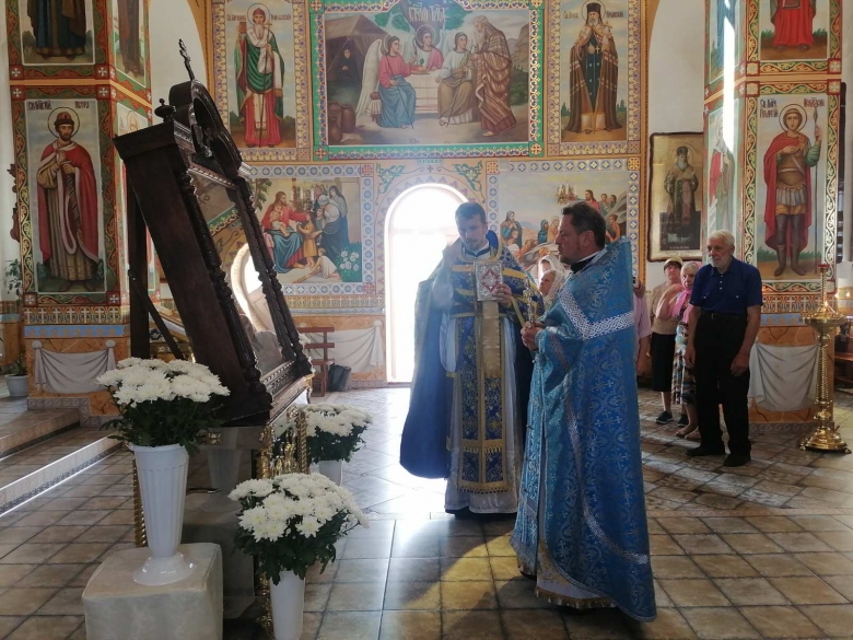 В Житковичах почтили память иконы Божией Матери «Страстная»
