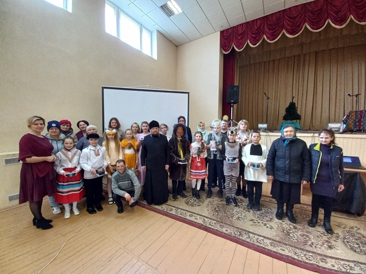 Пасху радостно встречаем
