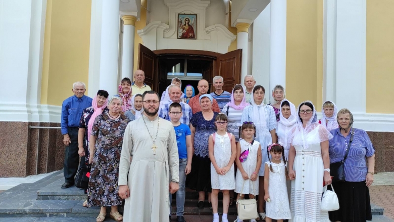 Паломники из Наровли посетили Свято-Михайловский кафедральный собор в г. Мозыре