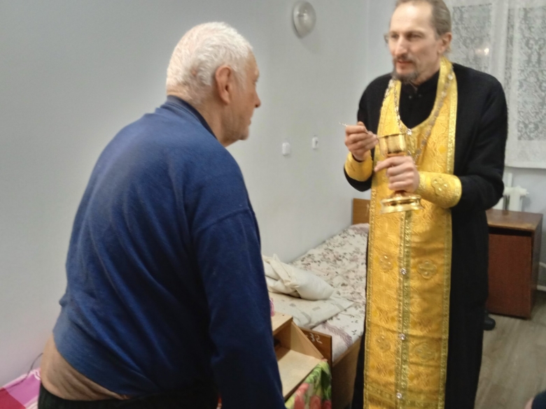 В дни Рождественского поста священник посетил Заболоцкую больницу сестринского ухода