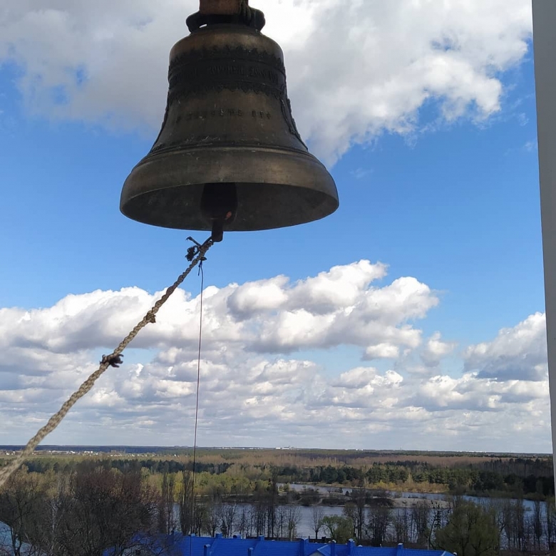 Сегодня колокола одновременно зазвонят в храмах Беларуси, России и Украины