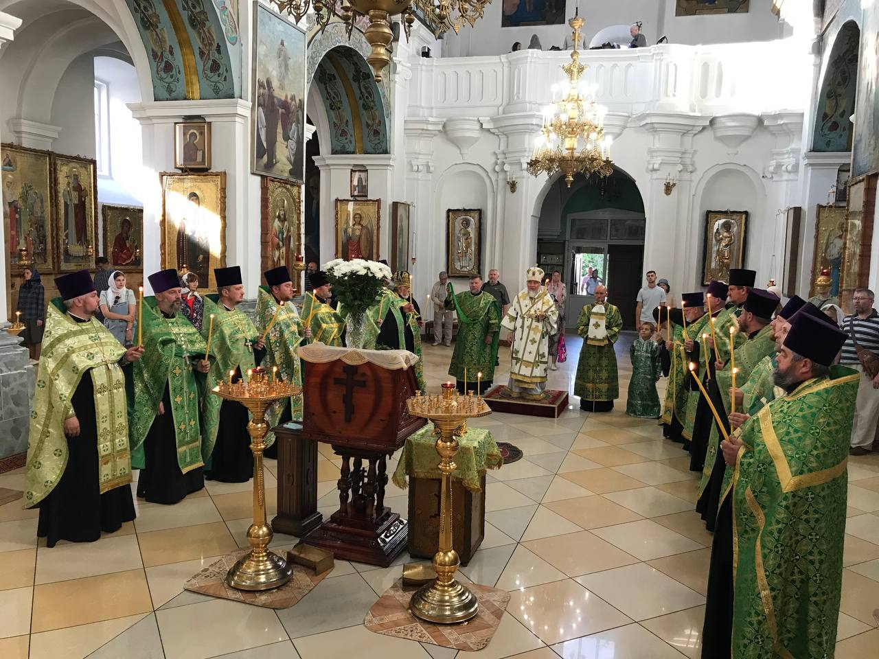 В канун дня памяти преподобного Леонида Устьнедумского правящий архиерей совершил Всенощное бдение в кафедральном соборе г. Мозыря
