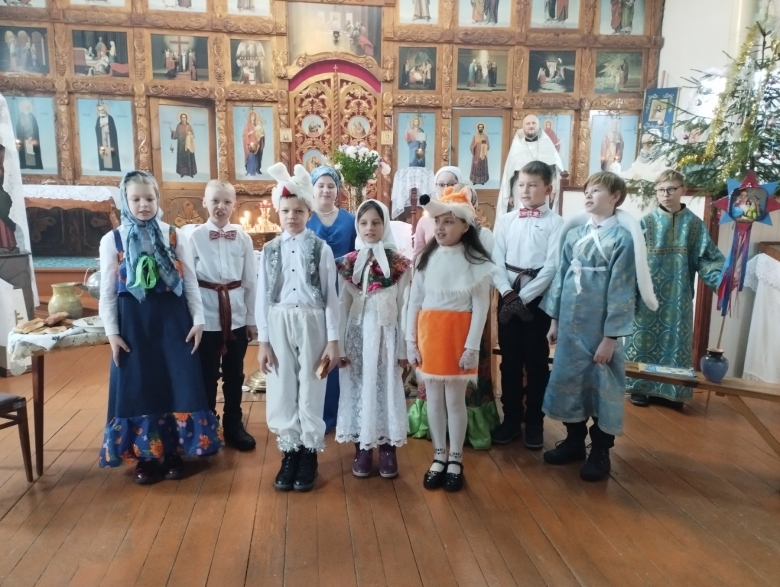 Рождественское поздравление «Светлый праздник Рождества» в Покровском храме г. п. Копаткевичи