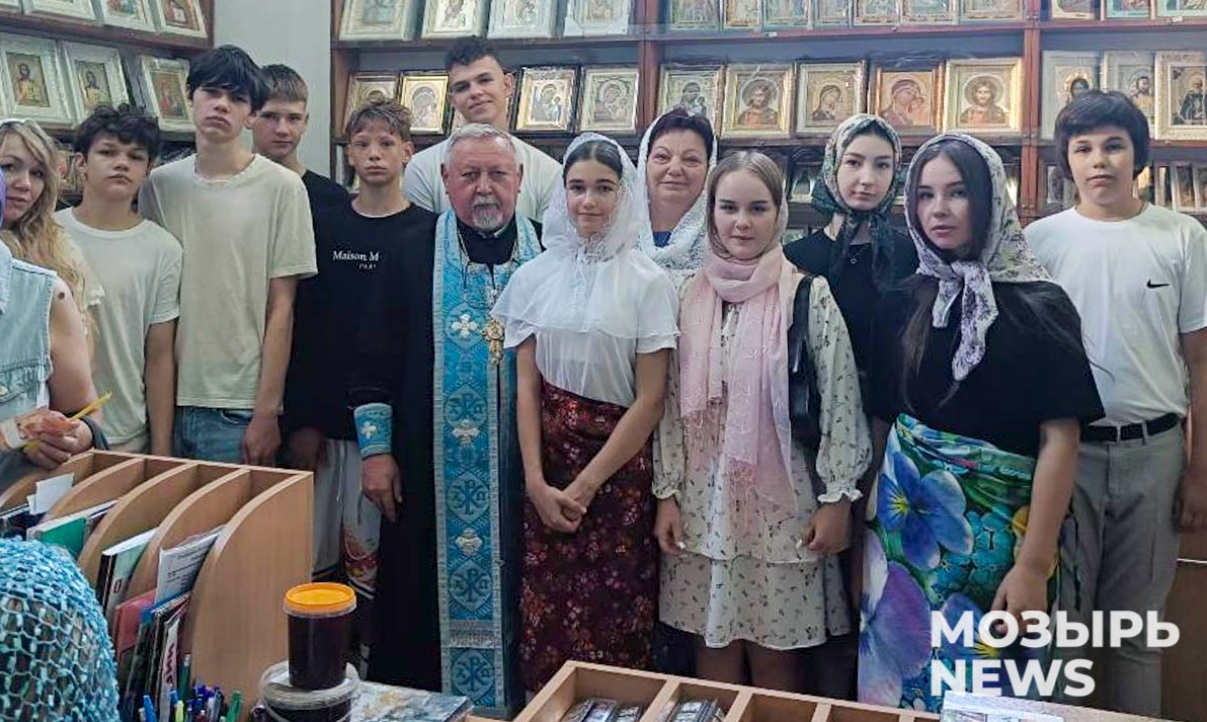 Мозырские школьники получили благословение на успешную учебу