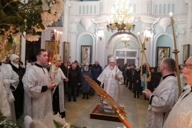 В канун праздника Крещения Господня правящий архиерей совершил Всенощное бдение в кафедральном соборе г. Мозыря