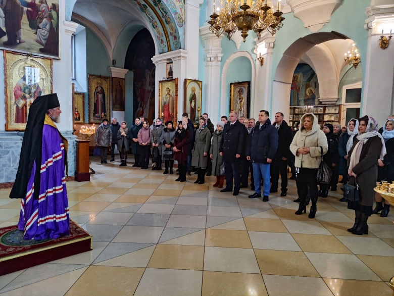 Правящий архиерей совершил благодарственный молебен по случаю 80-летия со дня образования МГПУ им. И. П. Шамякина