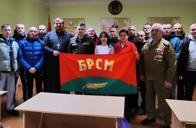 Священник благословил призывников Калинковичского района на несение воинской службы