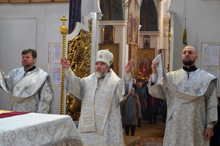 Служение правящего архиерея в родительскую субботу 2-й седмицы Великого поста
