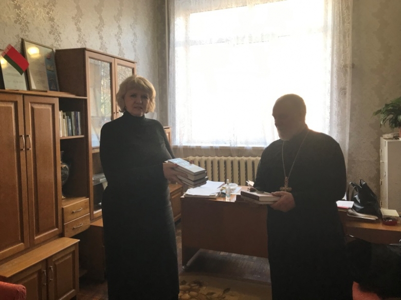 Мероприятия по случаю дня Православной книги прошли в Успенском храме г. Калинковичи