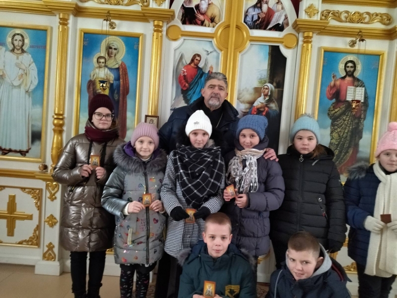 Мои первые шаги в храме: обзорная экскурсия для учащихся Домановичской школы