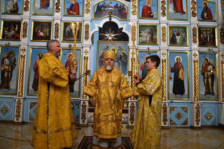 Служение правящего архиерея в Неделю святых праотец