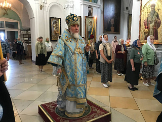 В канун праздника Успения Божией Матери Архипастырь совершил Всенощное бдение в кафедральном соборе г. Мозыря