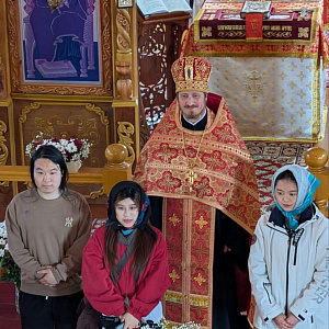 Туристы из Китайской Народной Республики посетили храм Архистратига Божия Михаила в аг. Лясковичи