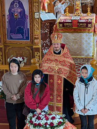 Туристы из Китайской Народной Республики посетили храм Архистратига Божия Михаила в аг. Лясковичи