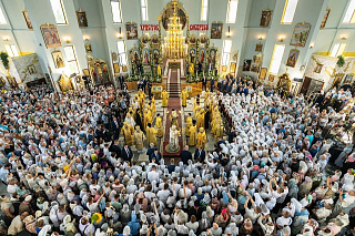 Епископ Леонид сослужил за Божественной литургией Святейшему Патриарху Московскому и всея Руси Кириллу
