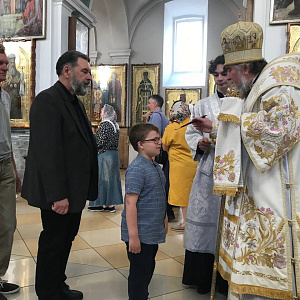 Вечернее Богослужение с чтением Акафиста Пресвятой Богородице