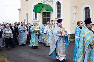 Епископ Туровский и Мозырский Леонид возглавил престольное торжество собора Казанской иконы Божией Матери г.Калинковичи
