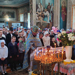 В храме Святой Живоначальной Троицы агрогородка Глушковичи совершён молебен перед началом учебного года