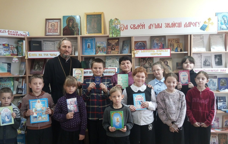 «Чистота слова и добрые дела»: встреча священника с детьми в Красной Слободе