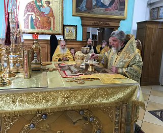Архиерейское Богослужение в Неделю 7-ю по Пятидесятнице