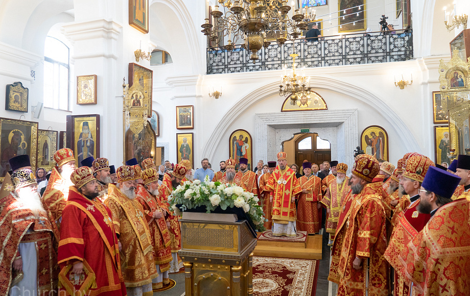 В Свято-Духовом кафедральном соборе г.Минска молитвенно отметили день тезоименитства митрополита Вениамина