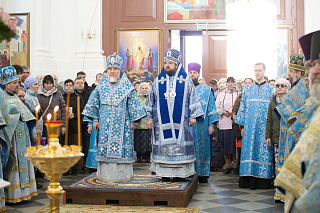 В день обретения иконы Богоматери «Юровичская-Милосердная» и праздник Похвалы Пресвятой Богородицы состоялись торжества в Юровичском монастыре