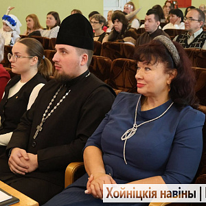 В Хойниках прошёл фестиваль декоративно-прикладного творчества «Волшебный мир фантазии»