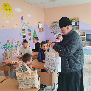 Священнослужитель посетил Калинковичский районный центр коррекционно-развивающего обучения и реабилитации