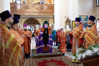 Во вторник Светлой седмицы епископ Леонид возглавил Божественную литургию в соборе Казанской иконы Божией Матери г.Калинковичи
