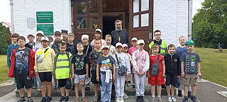 Воспитанники детского лагеря «Радуга» посетили храм Святителя Николая Чудотворца города Петрикова